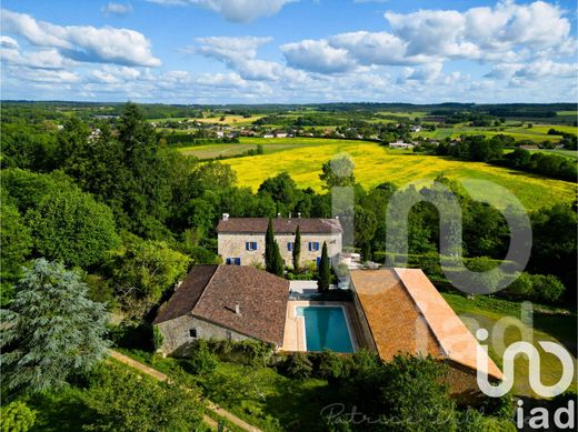 别墅  Vouthon, Charente