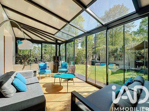Villa en Rueil-Malmaison, Altos de Sena