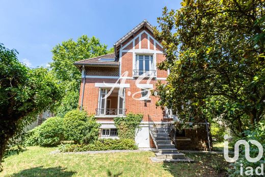 빌라 / Sceaux, Hauts-de-Seine