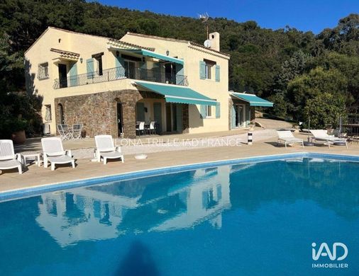 Cavalaire-sur-Mer, Varのヴィラ