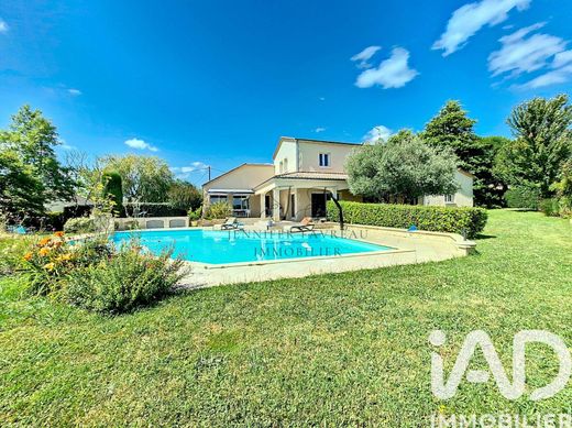 Villa in Tresses, Gironde
