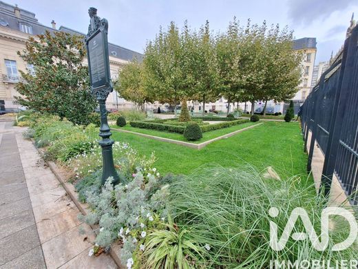 ‏וילה ב  Puteaux, Hauts-de-Seine