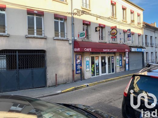 Complesso residenziale a Montfermeil, Seine-Saint-Denis