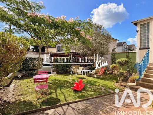 Villa Montmorency, Val d'Oise