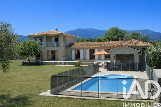 Villa a Venzolasca, Corsica settentrionale