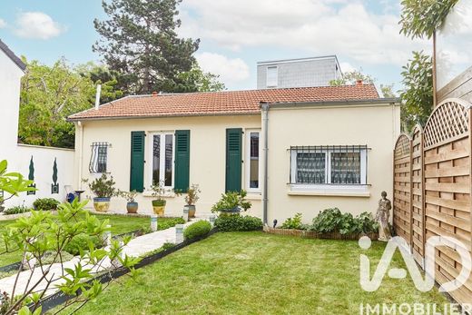 Вилла, Rueil-Malmaison, Hauts-de-Seine