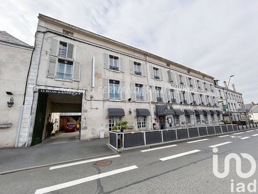 Edificio en Pithiviers, Loiret