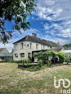 Villa in Fleurines, Oise