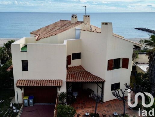 ‏וילה ב  Saint-Cyprien, Pyrénées-Orientales