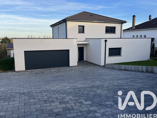 Villa in Semécourt, Moselle