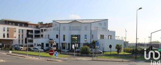 Bureau à Verrières-le-Buisson, Essonne