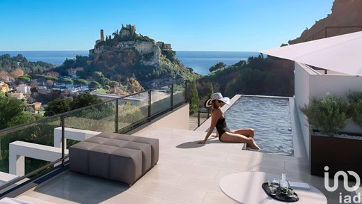 Èze, Alpes-Maritimesのアパートメント