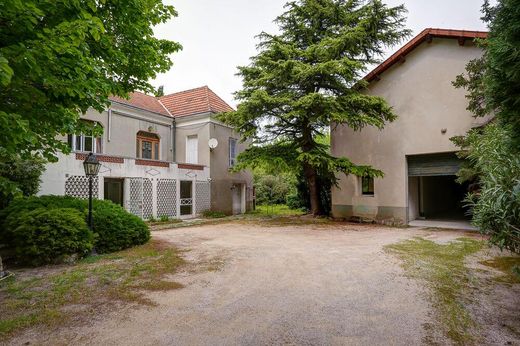 Villa Sarrians, Vaucluse