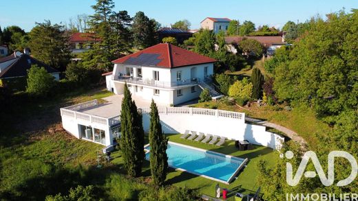 Villa in Dommartin, Rhône