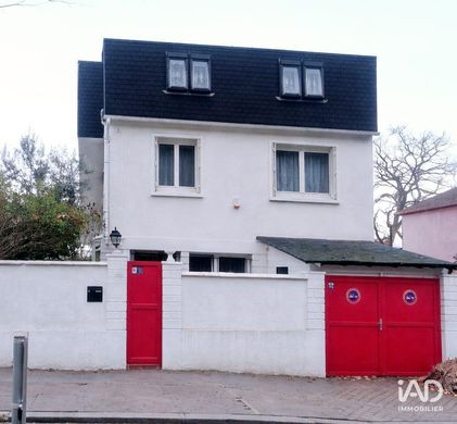 Villa in Pantin, Seine-Saint-Denis