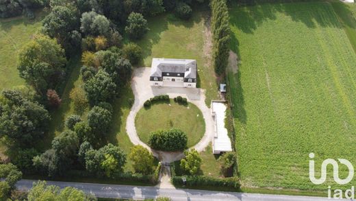 Villa in La Chapelle-Lasson, Marne