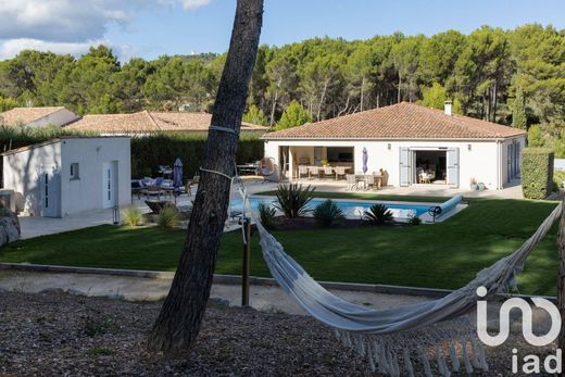 ﻓﻴﻼ ﻓﻲ Ventabren, Bouches-du-Rhône