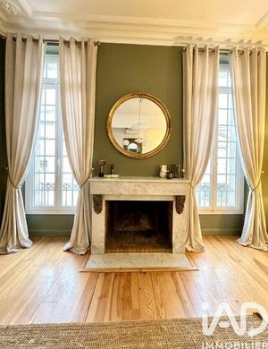 Villa in Bordeaux, Gironde