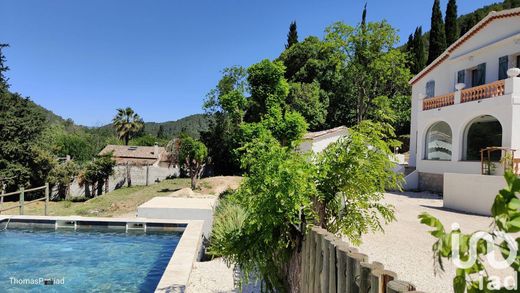 Villa in Solliès-Toucas, Var