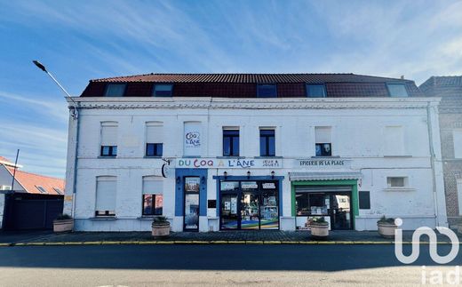 Edificio en Gondecourt, Norte