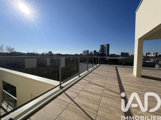 Apartment / Etagenwohnung in Rennes, Ille-et-Vilaine
