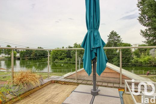 Villa in Soisy-sous-Montmorency, Val d'Oise