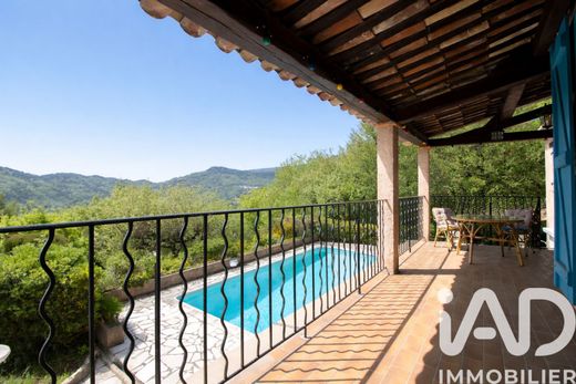 Villa en Tourrettes-sur-Loup, Alpes Marítimos