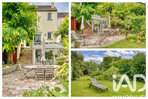 Villa a Poissy, Yvelines