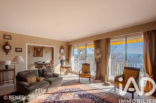 Apartment in Saint-Germain-en-Laye, Yvelines