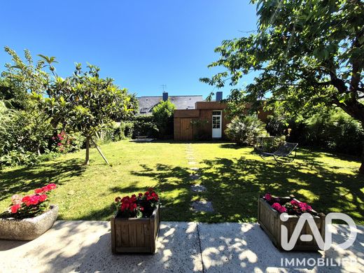 Villa in Rennes, Ille-et-Vilaine