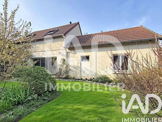 Villa en Maisons-Laffitte, Yvelines