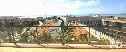 Apartment in Saint-Laurent-du-Var, Alpes-Maritimes