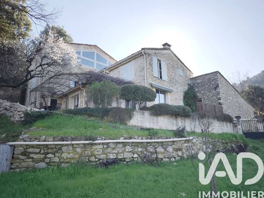 Villa in La Roque-Alric, Vaucluse