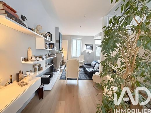 Villa in La Rochelle, Charente-Maritime