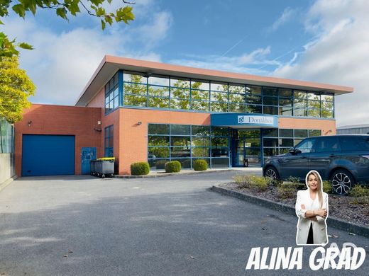 Офис, Vigny, Val d'Oise