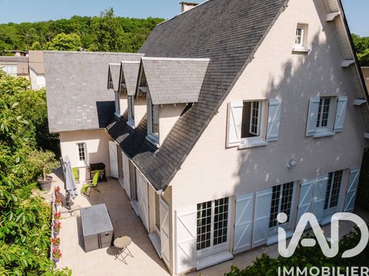 Villa a Verrières-le-Buisson, Essonne