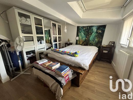 Villa a Bagneux, Hauts-de-Seine