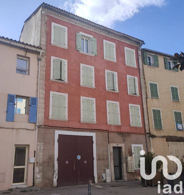 Edificio en Solliès-Pont, Var