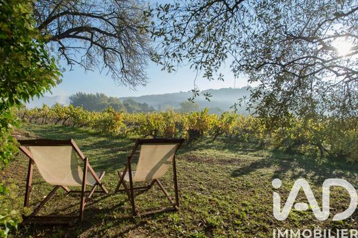 Вилла, Puyvert, Vaucluse