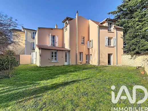 Villa en Maisons-Laffitte, Yvelines