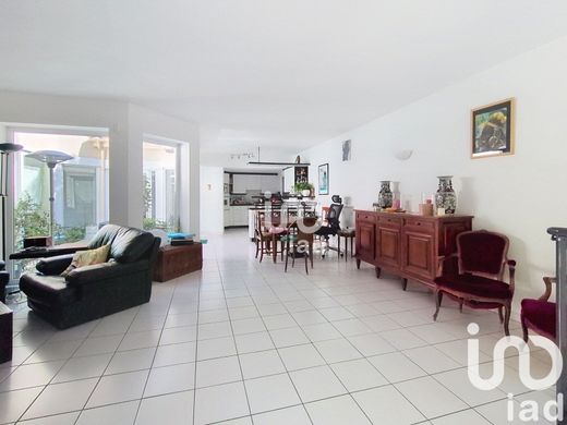 빌라 / Antony, Hauts-de-Seine