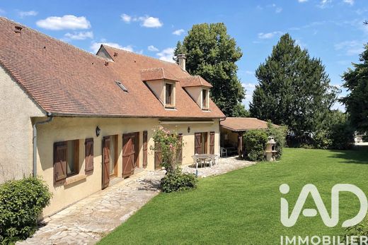 Villa a Rueil-Malmaison, Hauts-de-Seine