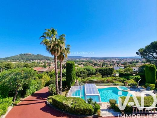 Villa en Six-Fours-les-Plages, Var