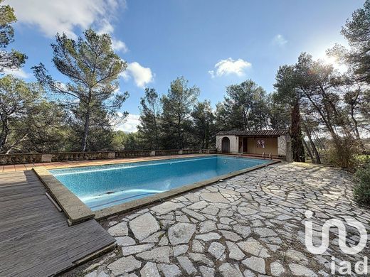 Villa in Rognes, Bouches-du-Rhône