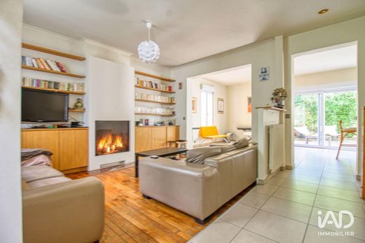 Villa à Nanterre, Hauts-de-Seine