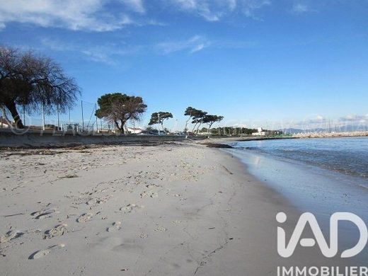 Villa in Hyères, Var