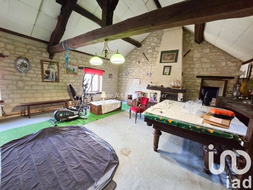 Villa in Carrières-sur-Seine, Yvelines