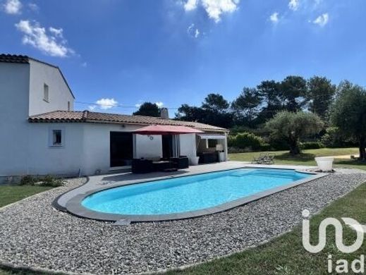 Roquefort-les-Pins, Alpes-Maritimesのヴィラ