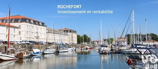 ﻓﻴﻼ ﻓﻲ Rochefort, شارنت البحرية