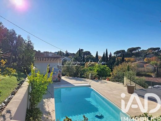 Villa in Allauch, Bouches-du-Rhône